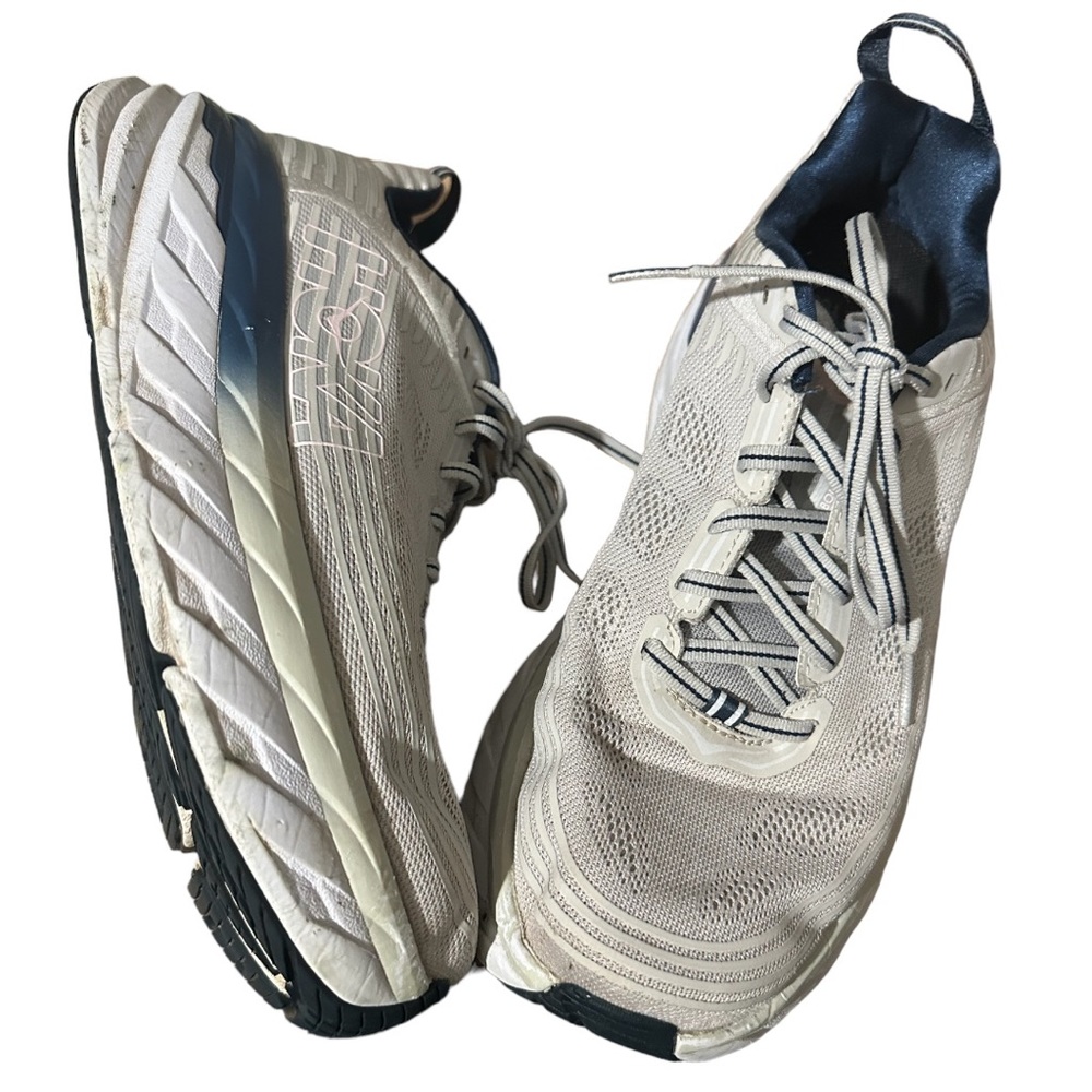 HOKA One One Time to Fly Bondi 6 Gray White Running Walking Shoes womens 10W